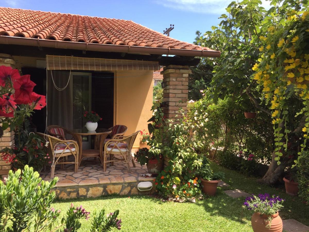 Villa Tina Country Beach Apartments Acharavi  Exteriör bild
