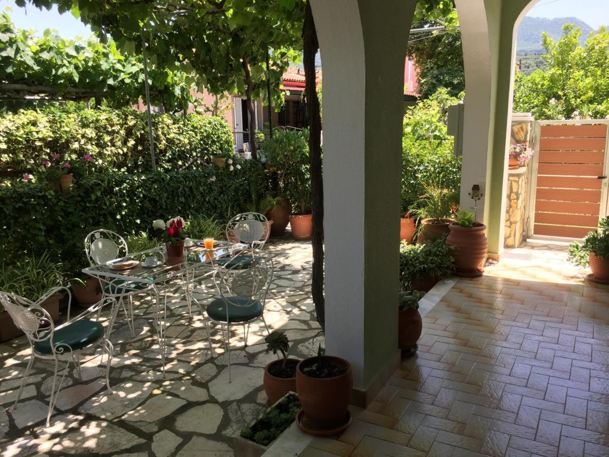 Villa Tina Country Beach Apartments Acharavi  Exteriör bild